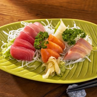 F-Sashimi Deluxe with Rice Combo
